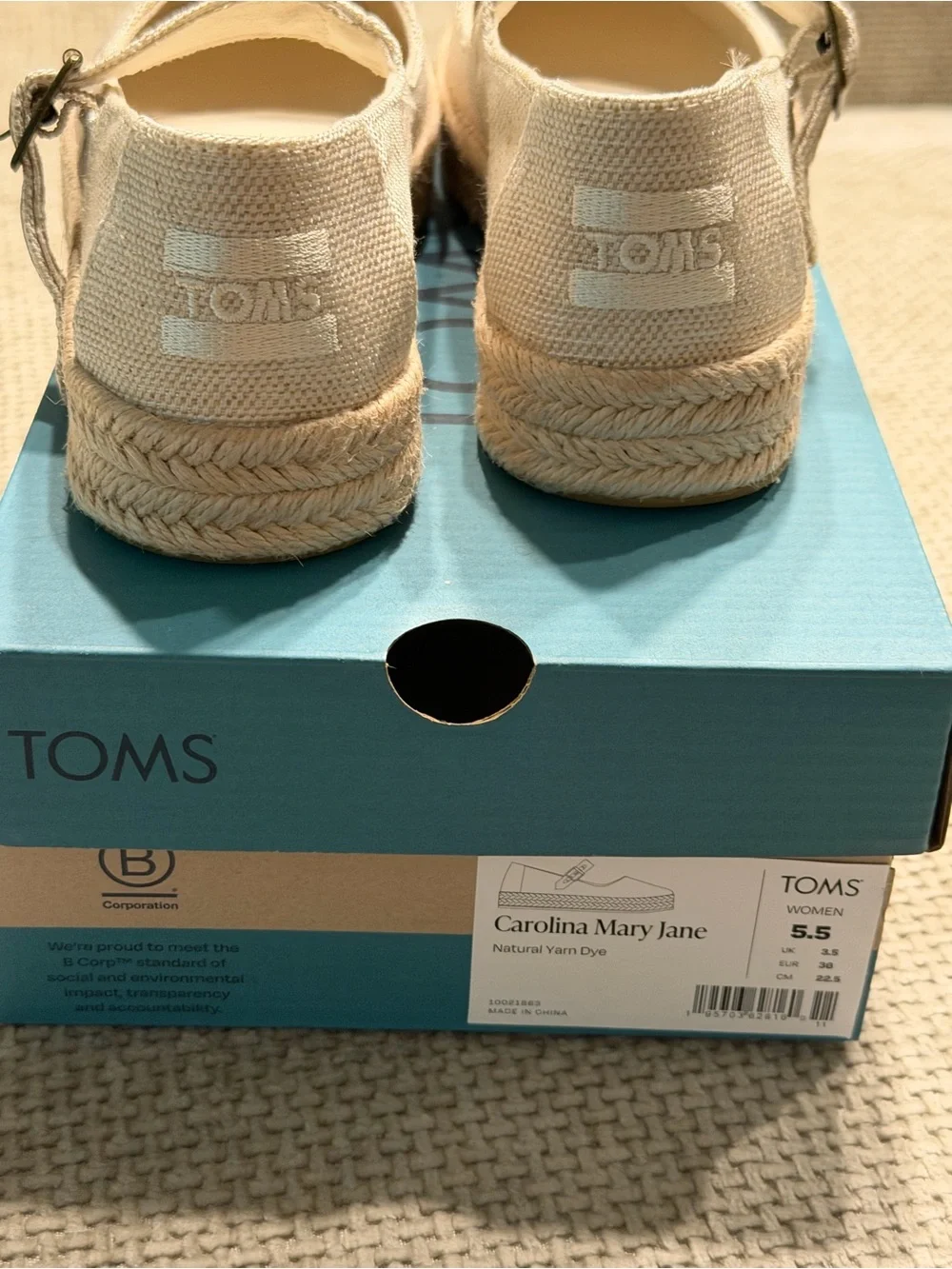 New with box TOMS Carolina Mary Jane Espadrille